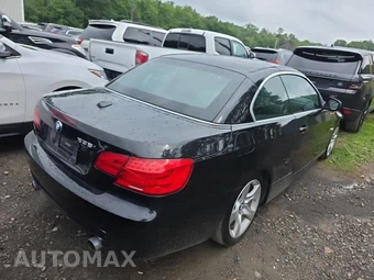 2013 BMW 3 Series Convertible 335i - miniatura 4