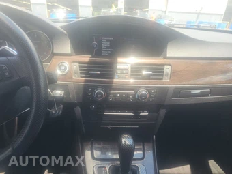 2013 BMW 3 Series Convertible 335i - miniatura 11