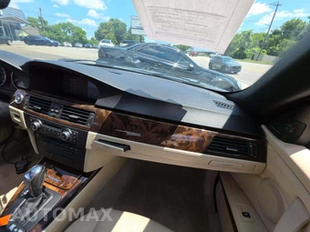 2013 BMW 3 Series Convertible 335i - miniatura 16