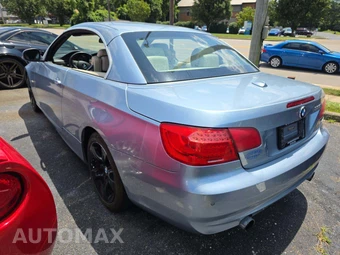 2013 BMW 3 Series Convertible 335i - miniatura 2