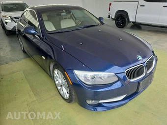 2013 BMW 3 Series Coupe 328i - miniatura 3