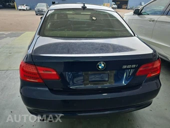 2013 BMW 3 Series Coupe 328i - miniatura 5