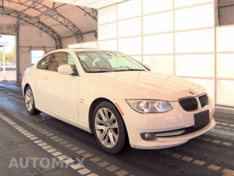 2013 BMW 3 Series Coupe 328i xDrive - miniatura 3