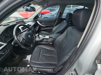 2013 BMW 3 Series Sedan 328i - miniatura 3