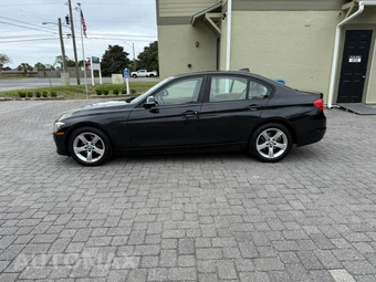 2013 BMW 3 Series Sedan 328i - miniatura 2