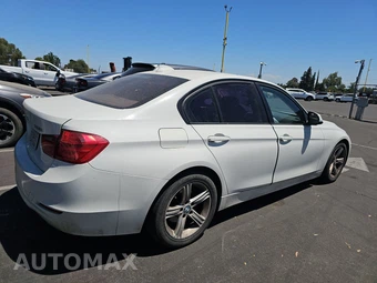 2013 BMW 3 Series Sedan 328i – miniatura 4