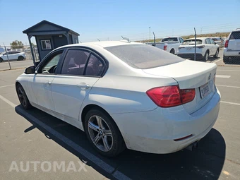 2013 BMW 3 Series Sedan 328i – miniatura 6