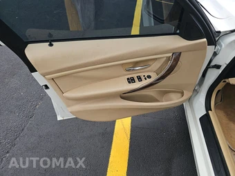 2013 BMW 3 Series Sedan 328i - miniatura 9