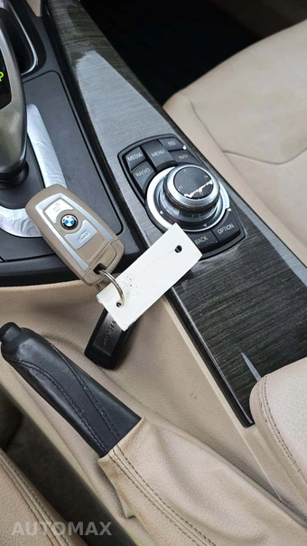 2013 BMW 3 Series Sedan 328i xDrive MODERN LINE - miniatura 17