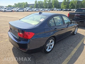 2013 BMW 3 Series Sedan 328i xDrive - miniatura 4