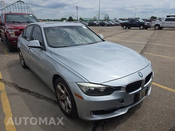 2013 BMW 3 Series Sedan 328i xDrive - miniatura 3