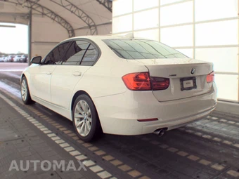 2013 BMW 3 Series Sedan 328i xDrive - miniatura 6