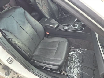 2013 BMW 3 Series Sedan 328i xDrive - miniatura 8