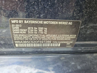 2013 BMW 3 Series Sedan 328i xDrive - miniatura 14