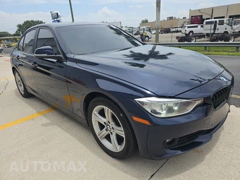 2013 BMW 3 Series Sedan 328i xDrive - miniatura 3