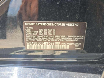 2013 BMW 3 Series Sedan 328i xDrive - miniatura 2