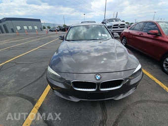 2013 BMW 3 Series Sedan 328i xDrive - miniatura 2