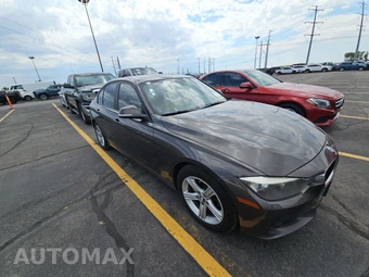 2013 BMW 3 Series Sedan 328i xDrive - miniatura 3