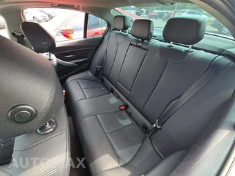 2013 BMW 3 Series Sedan 328i xDrive - miniatura 13