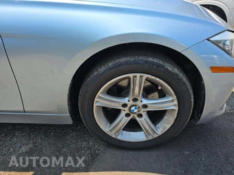 2013 BMW 3 Series Sedan 328i xDrive - miniatura 24