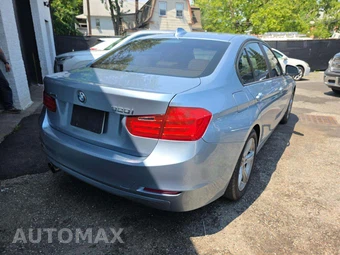 2013 BMW 3 Series Sedan 328i xDrive - miniatura 3
