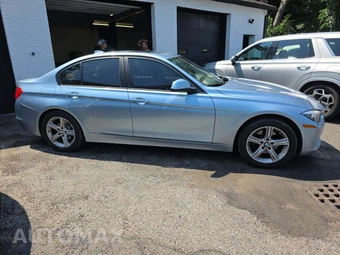 2013 BMW 3 Series Sedan 328i xDrive - miniatura 4