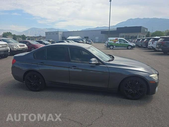 2013 BMW 3 Series Sedan 335i xDrive - miniatura 4