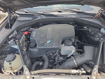 2013 BMW 5 Series 528i - miniatura 19