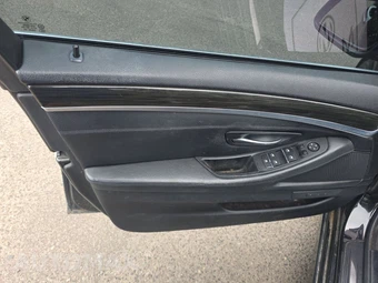 2013 BMW 5 Series Sedan 528i – miniatura 9