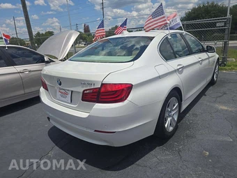 2013 BMW 5 Series Sedan 528i – miniatura 3