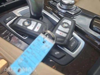 2013 BMW 5 Series Sedan 528i – miniatura 8