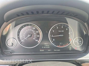 2013 BMW 5 Series Sedan 528i – miniatura 9