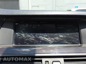 2013 BMW 5 Series Sedan 528i – miniatura 29
