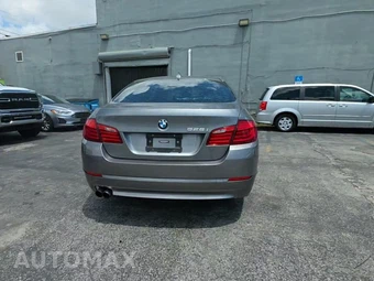 2013 BMW 5 Series Sedan 528i – miniatura 4