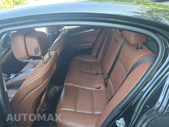 2013 BMW 5 Series Sedan 528i xDrive – miniatura 10
