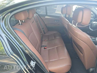 2013 BMW 5 Series Sedan 528i xDrive – miniatura 13