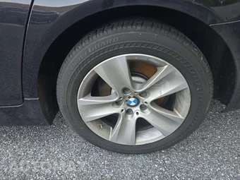 2013 BMW 5 Series Sedan 528i xDrive – miniatura 23