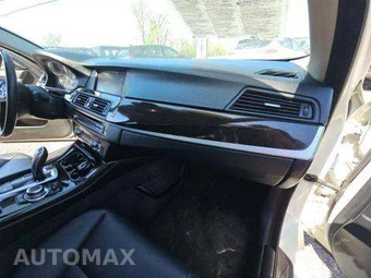 2013 BMW 5 Series Sedan 528i xDrive - miniatura 19