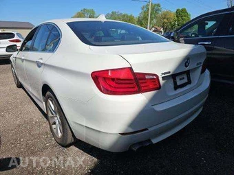2013 BMW 5 Series Sedan 528i xDrive - miniatura 2