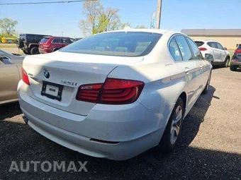 2013 BMW 5 Series Sedan 528i xDrive - miniatura 3