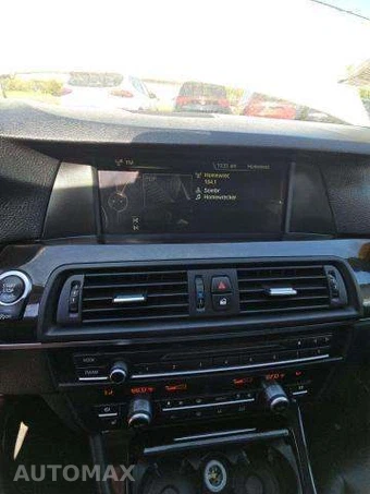 2013 BMW 5 Series Sedan 528i xDrive - miniatura 42