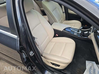 2013 BMW 5 Series Sedan 528i xDrive - miniatura 18