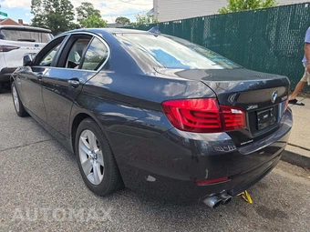 2013 BMW 5 Series Sedan 528i xDrive - miniatura 2