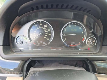 2013 BMW 5 Series Sedan 528i xDrive - miniatura 9