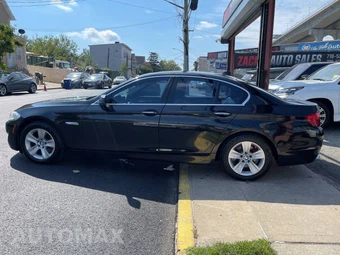 2013 BMW 5 Series Sedan 528i xDrive - miniatura 12