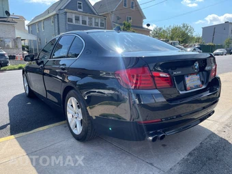 2013 BMW 5 Series Sedan 528i xDrive - miniatura 15