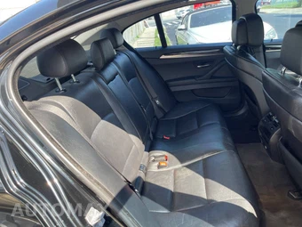 2013 BMW 5 Series Sedan 528i xDrive - miniatura 43