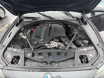 2013 BMW 5 Series Sedan 535i w/M Sport Pkg - miniatura 17