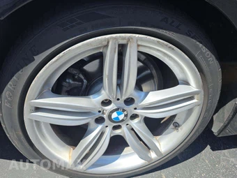 2013 BMW 5 Series Sedan 535i - miniatura 24