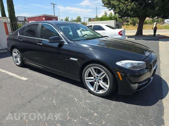 2013 BMW 5 Series Sedan 535i - miniatura 4